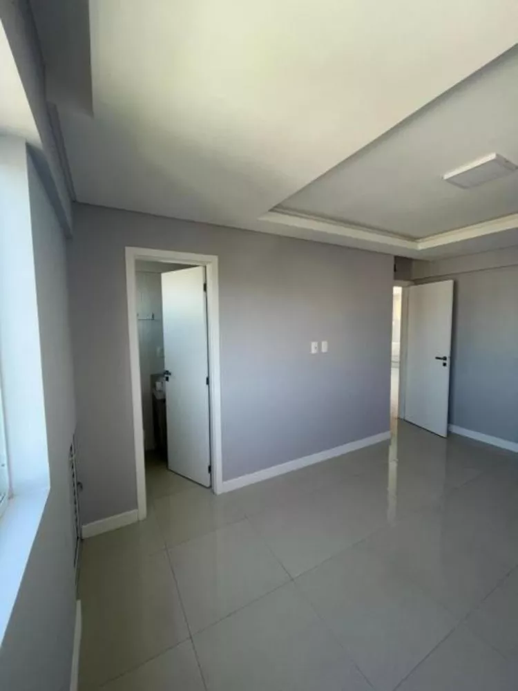 Apartamento à venda com 2 quartos, 68m² - Foto 3