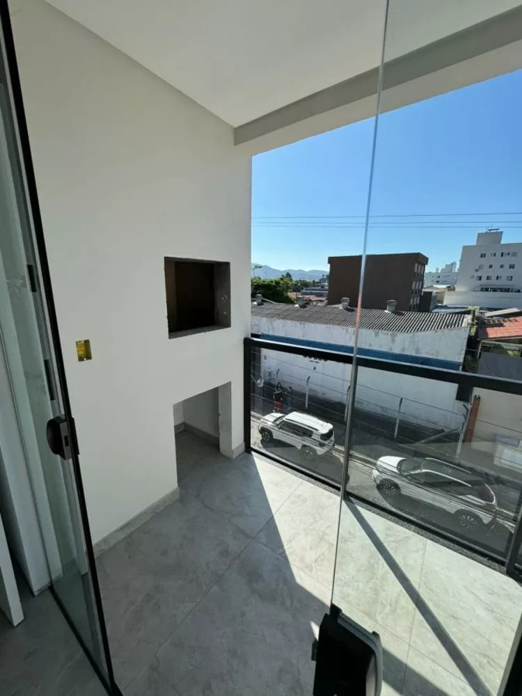 Apartamento para alugar com 3 quartos - Foto 1