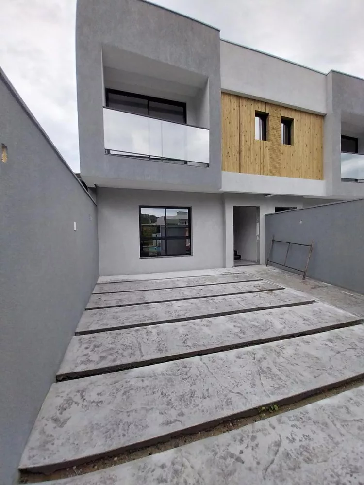 Sobrado à venda com 3 quartos, 145m² - Foto 1