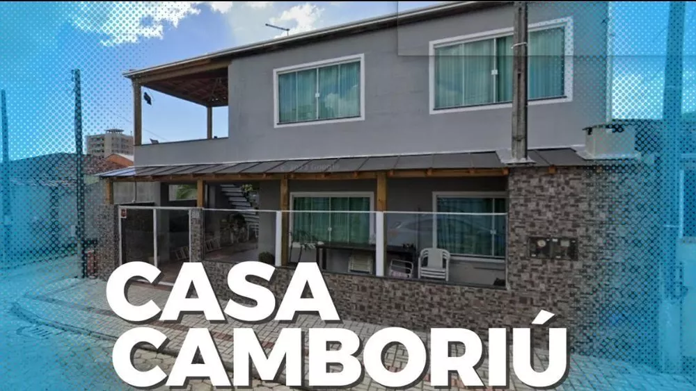 Casa à venda com 6 quartos, 150m² - Foto 1