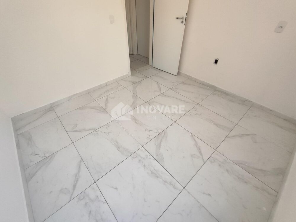 Apartamento para alugar com 3 quartos, 86m² - Foto 2