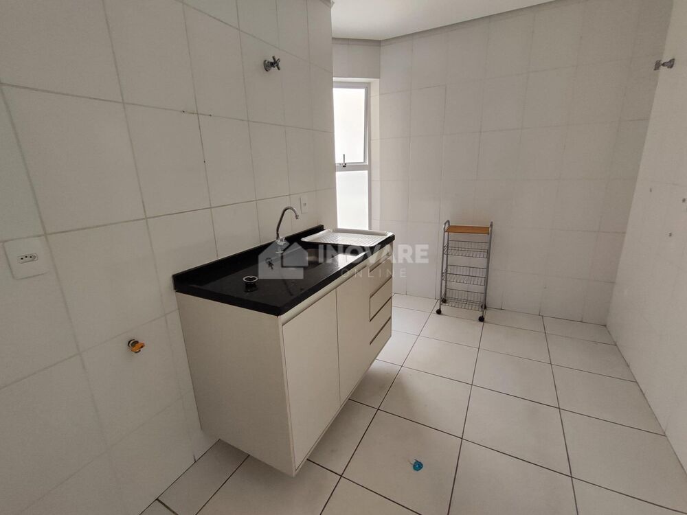 Apartamento para alugar com 3 quartos, 86m² - Foto 4