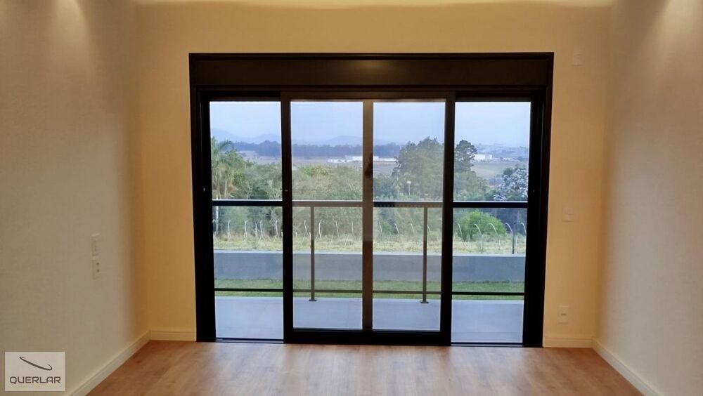 Casa de Condomínio à venda com 3 quartos, 246m² - Foto 4