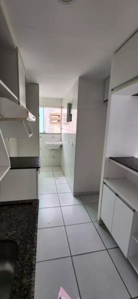 Apartamento à venda com 3 quartos - Foto 10