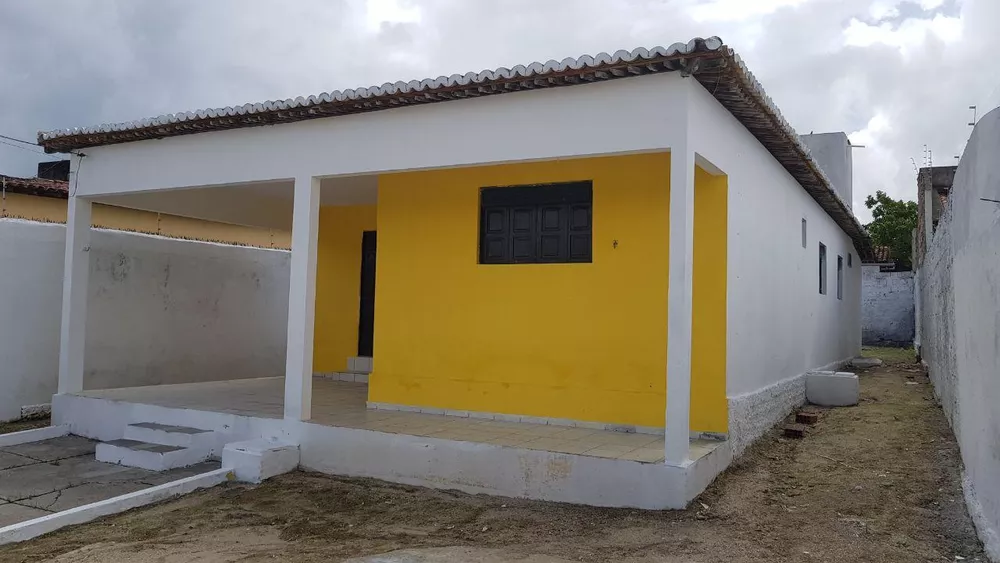 Casa à venda com 3 quartos - Foto 1