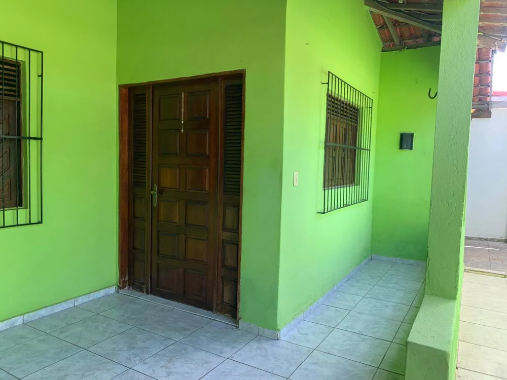 Casa à venda com 3 quartos - Foto 1