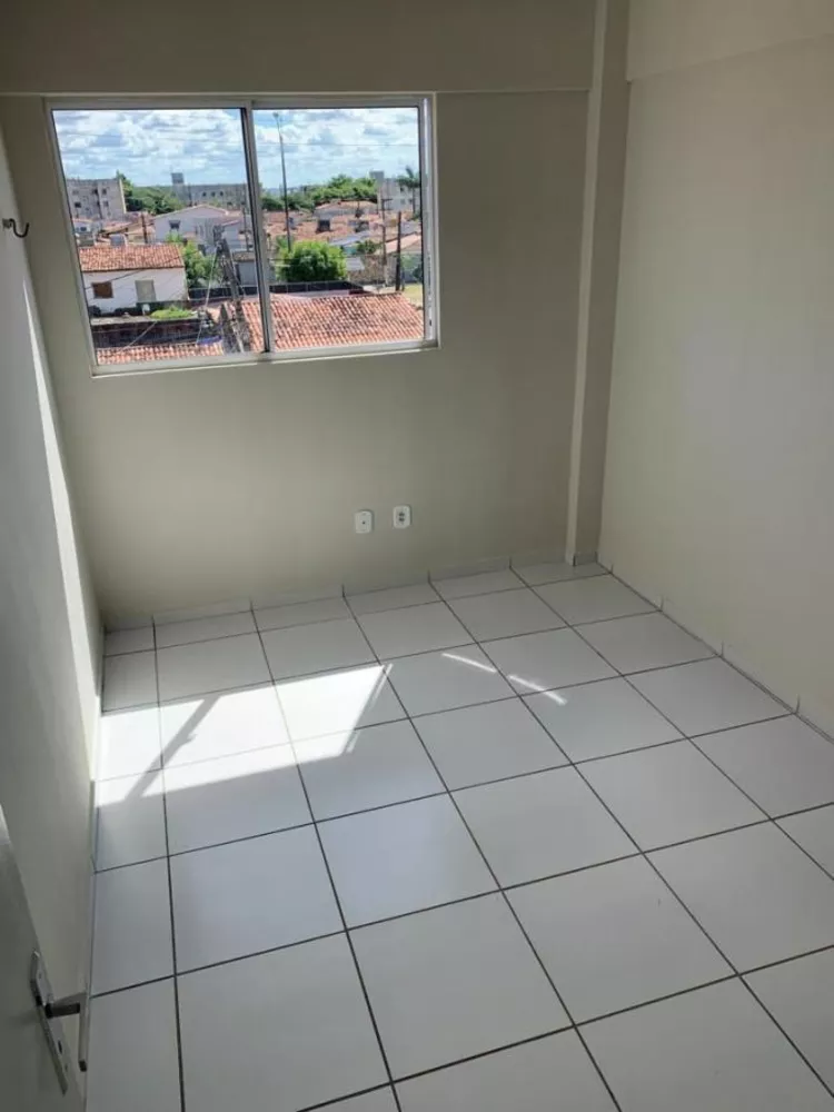 Apartamento à venda com 2 quartos - Foto 4