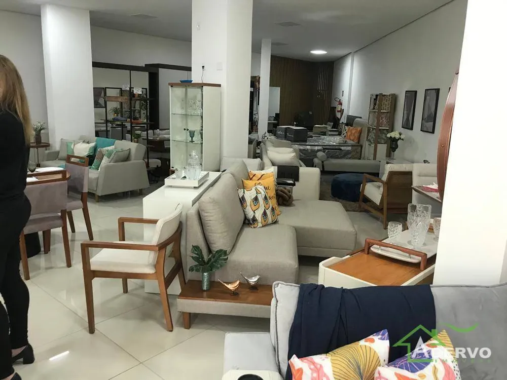 Loja-Salão, 169 m² - Foto 1