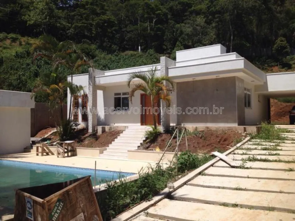 Casa, 4 quartos, 277 m² - Foto 1