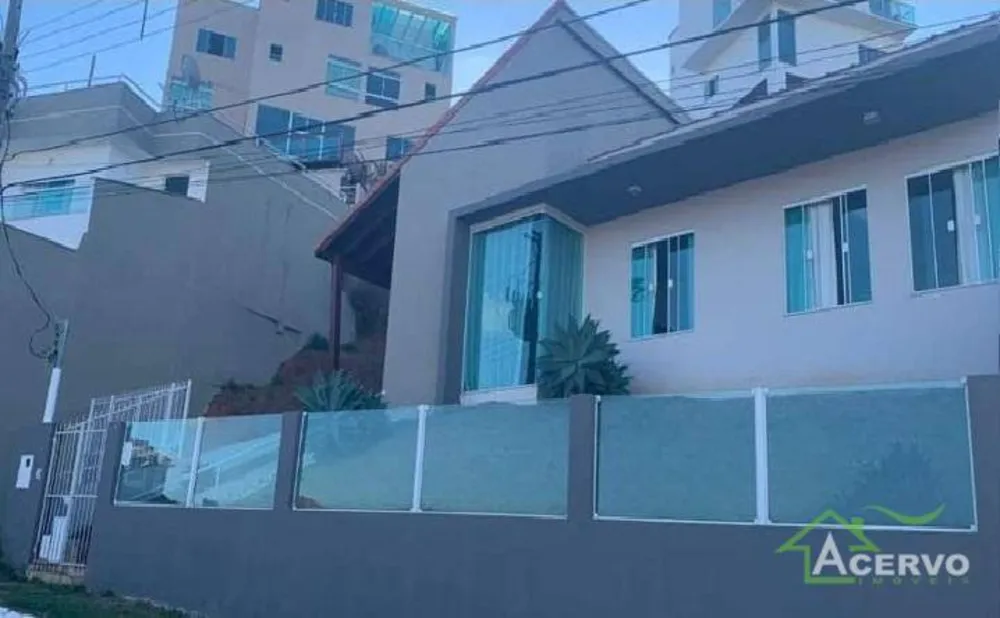 Casa, 3 quartos, 180 m² - Foto 1