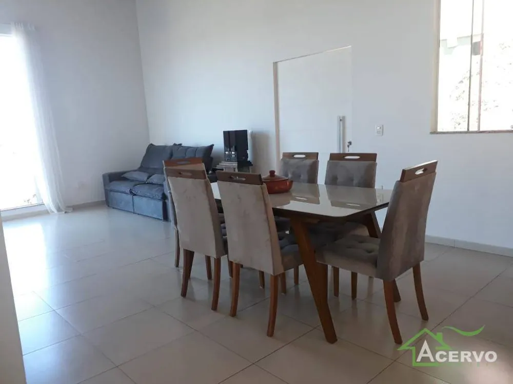 Casa, 3 quartos, 180 m² - Foto 2