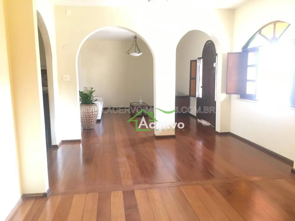 Casa, 4 quartos, 232 m² - Foto 2