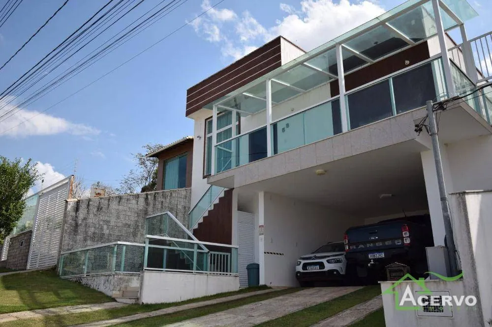 Casa, 3 quartos, 216 m² - Foto 2