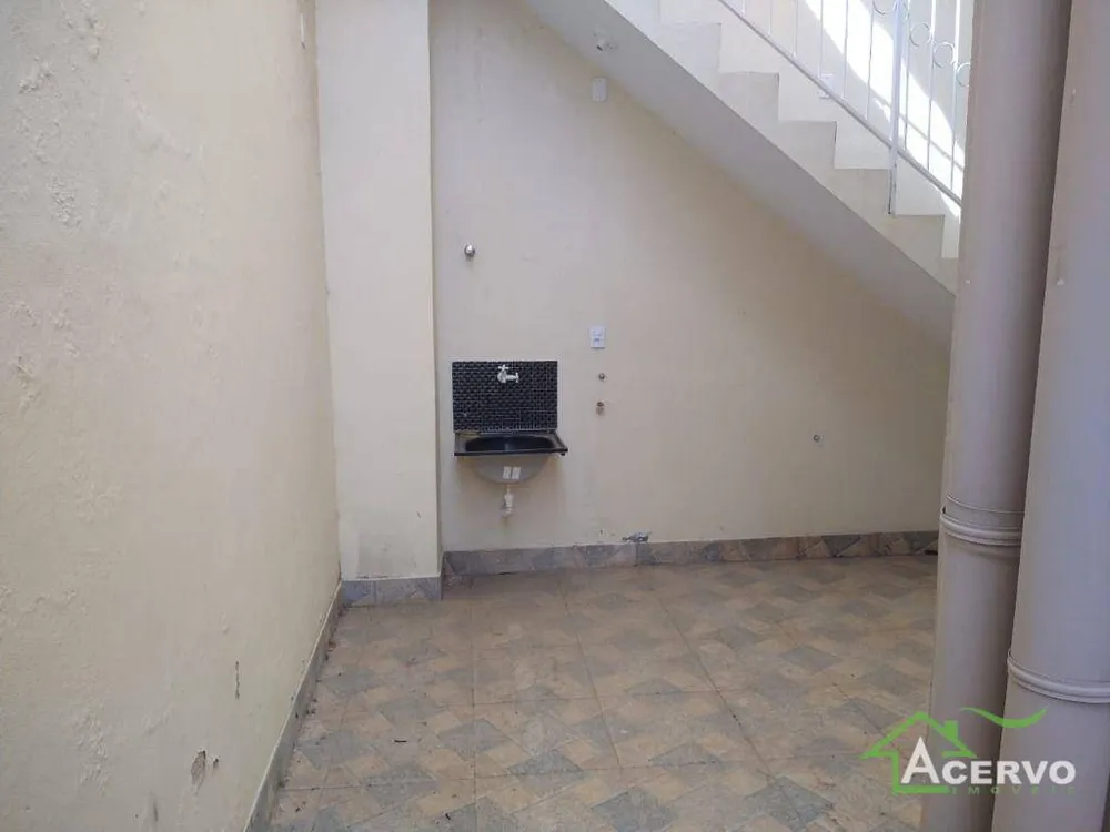 Casa, 3 quartos, 170 m² - Foto 2