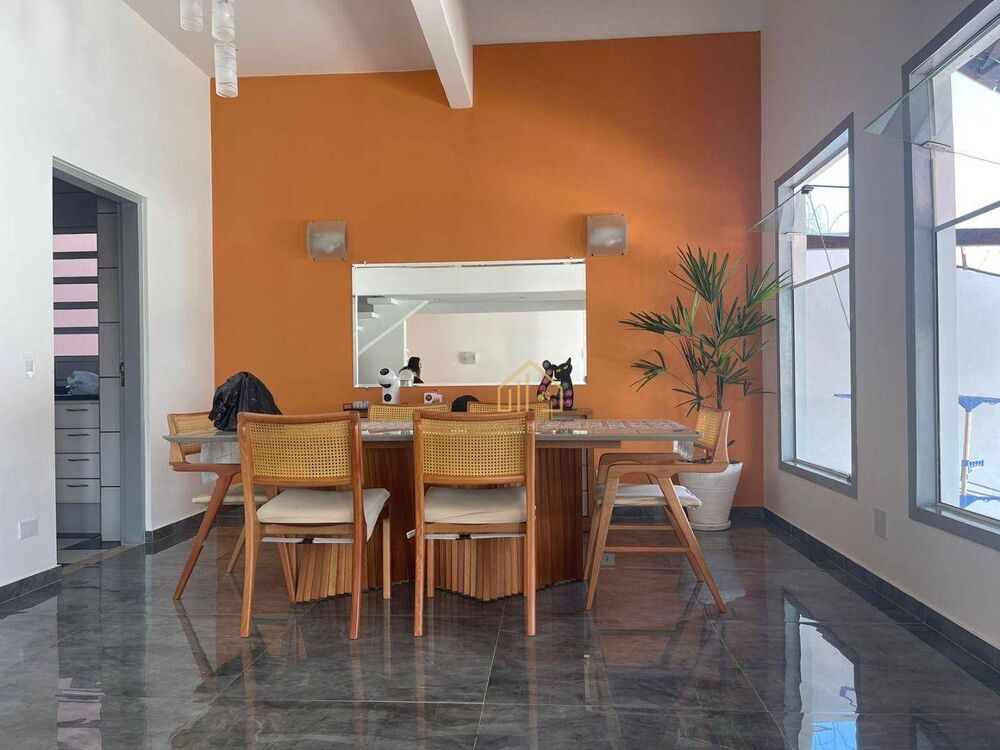 Casa, 3 quartos, 262 m² - Foto 4