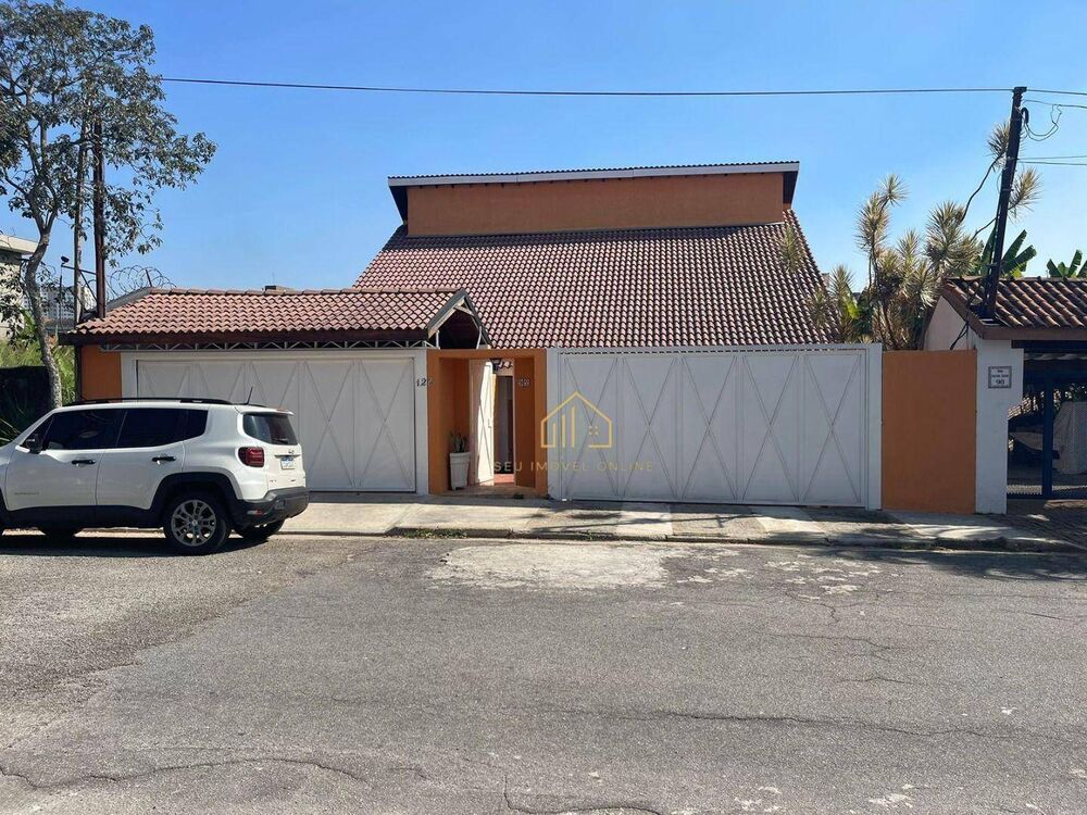 Casa, 3 quartos, 262 m² - Foto 2