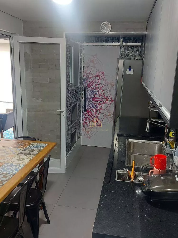 Apartamento à venda com 3 quartos, 113m² - Foto 6