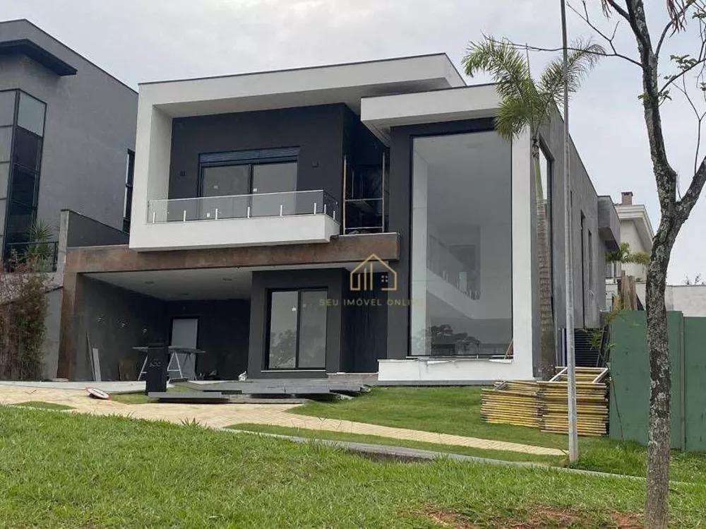 Casa de Condomínio à venda com 4 quartos, 350m² - Foto 2