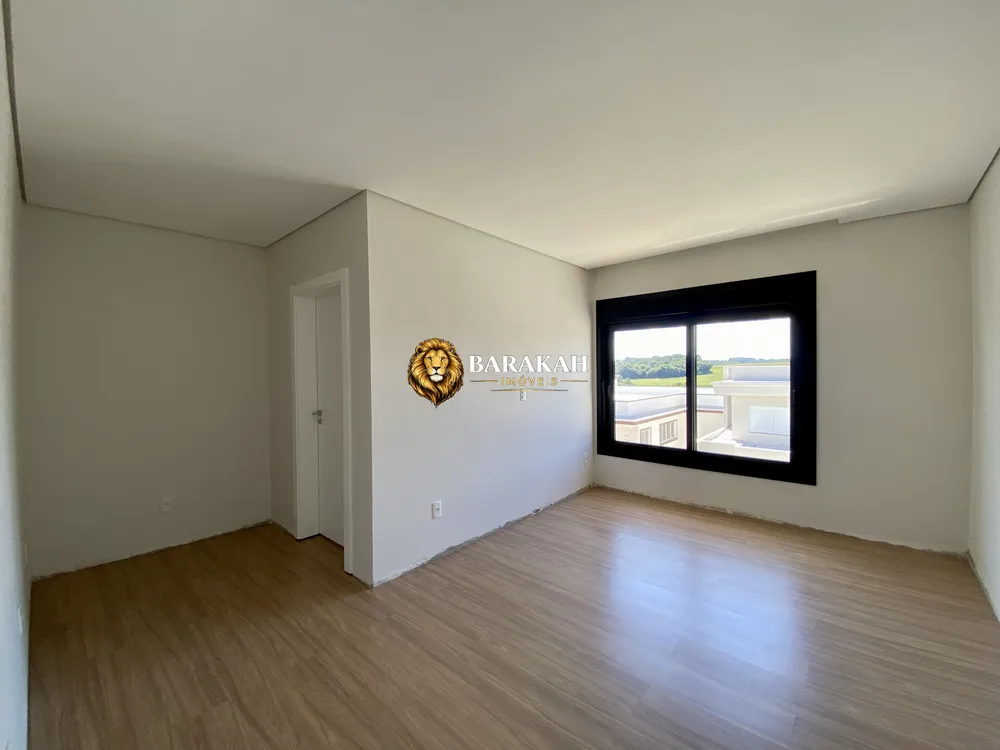Casa, 3 quartos, 270 m² - Foto 2