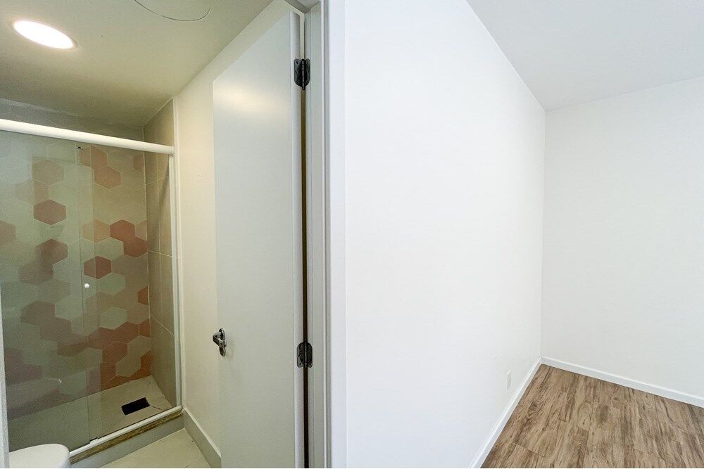 Apartamento à venda com 2 quartos, 64m² - Foto 8