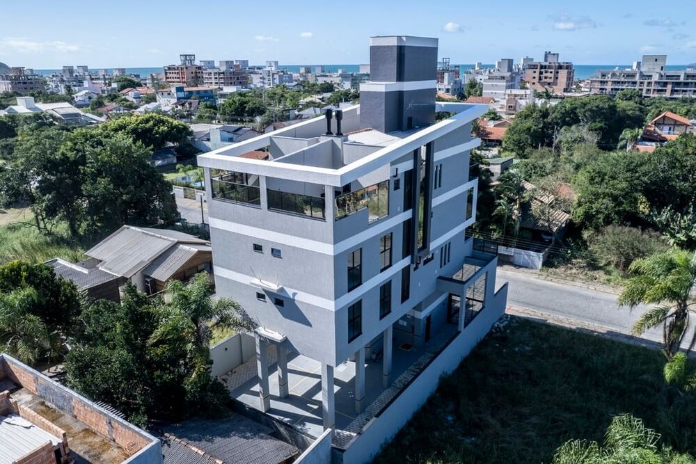 Apartamento à venda com 2 quartos, 70m² - Foto 3