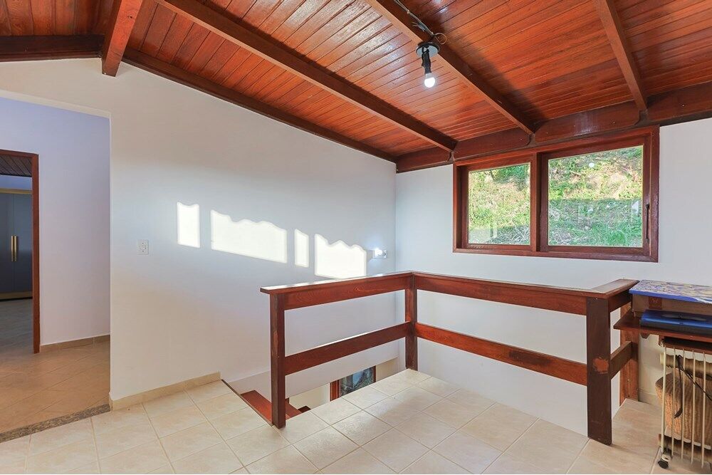 Casa à venda com 4 quartos, 928m² - Foto 10