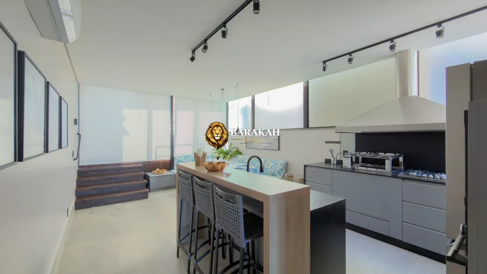 Cobertura, 3 quartos, 223 m² - Foto 5