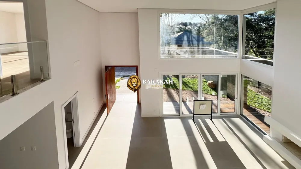 Casa, 3 quartos, 355 m² - Foto 1