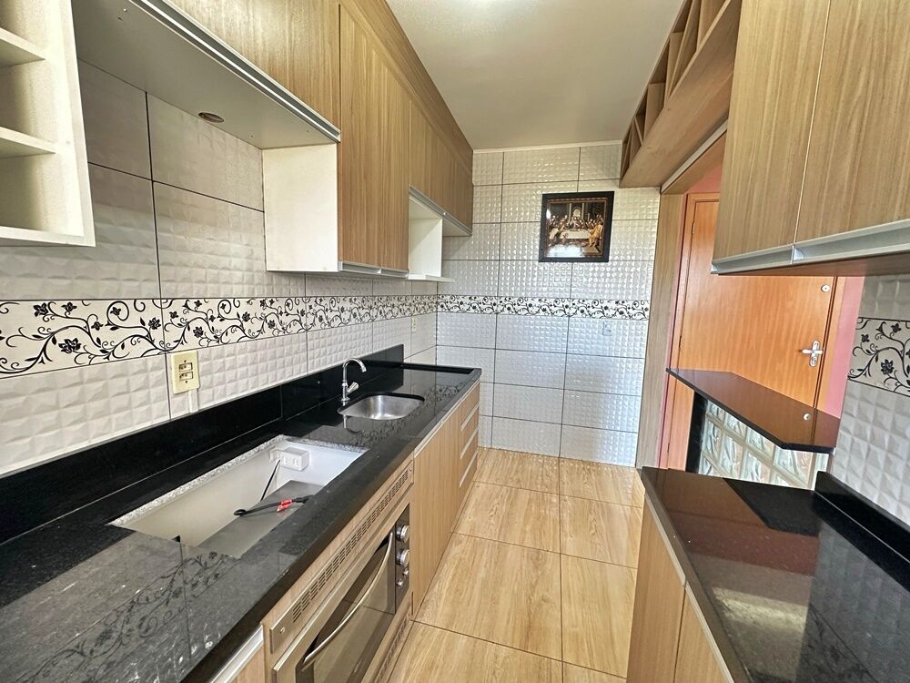 Apartamento à venda com 2 quartos, 47m² - Foto 2