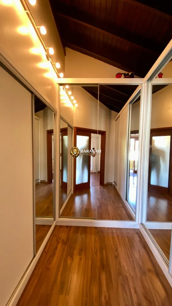 Casa, 3 quartos, 217 m² - Foto 17