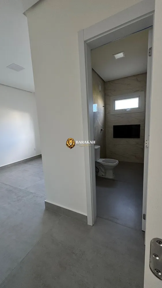 Casa, 3 quartos, 207 m² - Foto 3