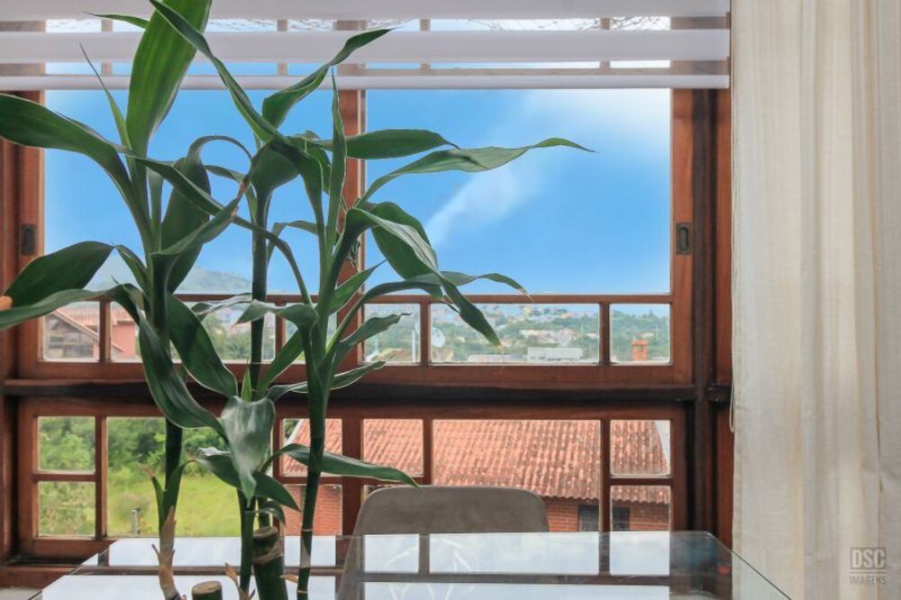 Casa à venda com 3 quartos, 183m² - Foto 7