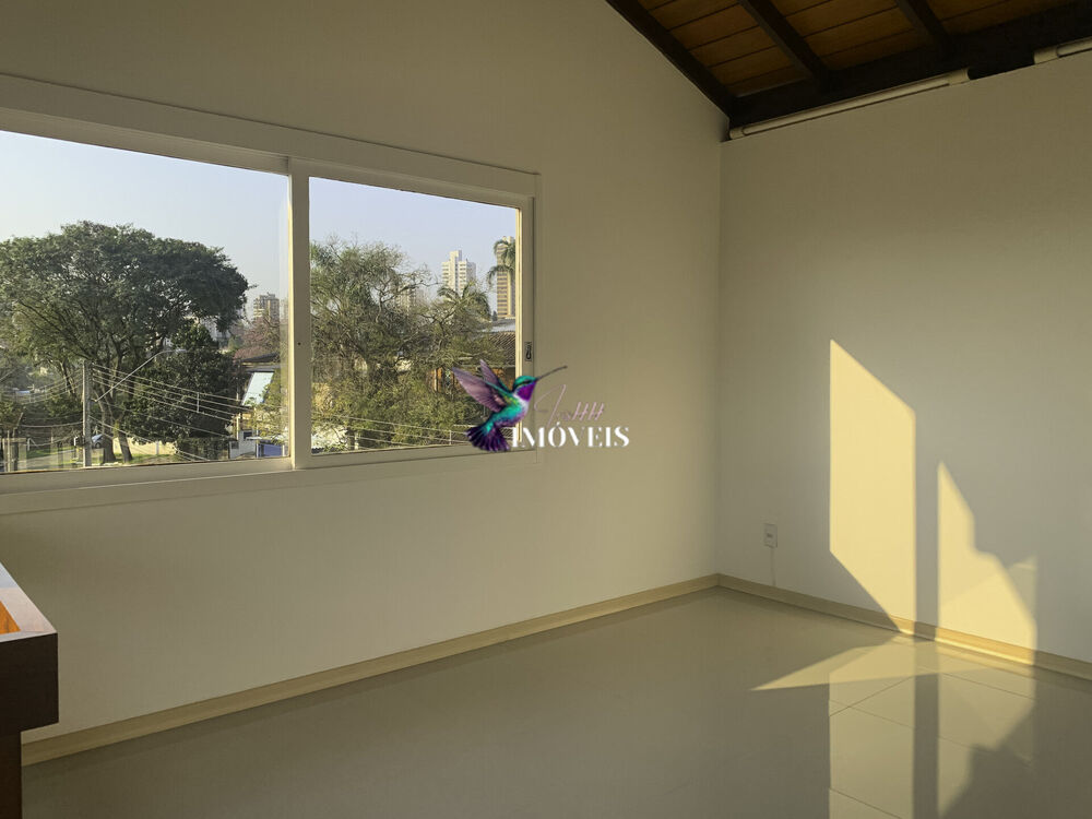 Casa à venda com 3 quartos, 375m² - Foto 7