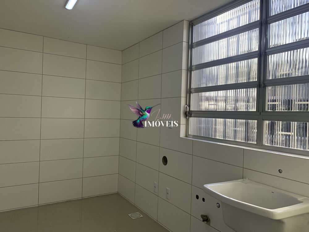 Casa à venda com 3 quartos, 375m² - Foto 9