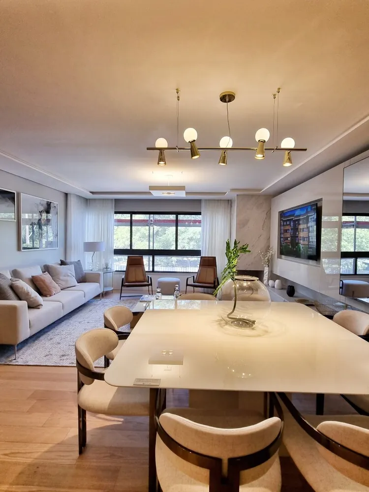 Apartamento, 3 quartos, 195 m² - Foto 2