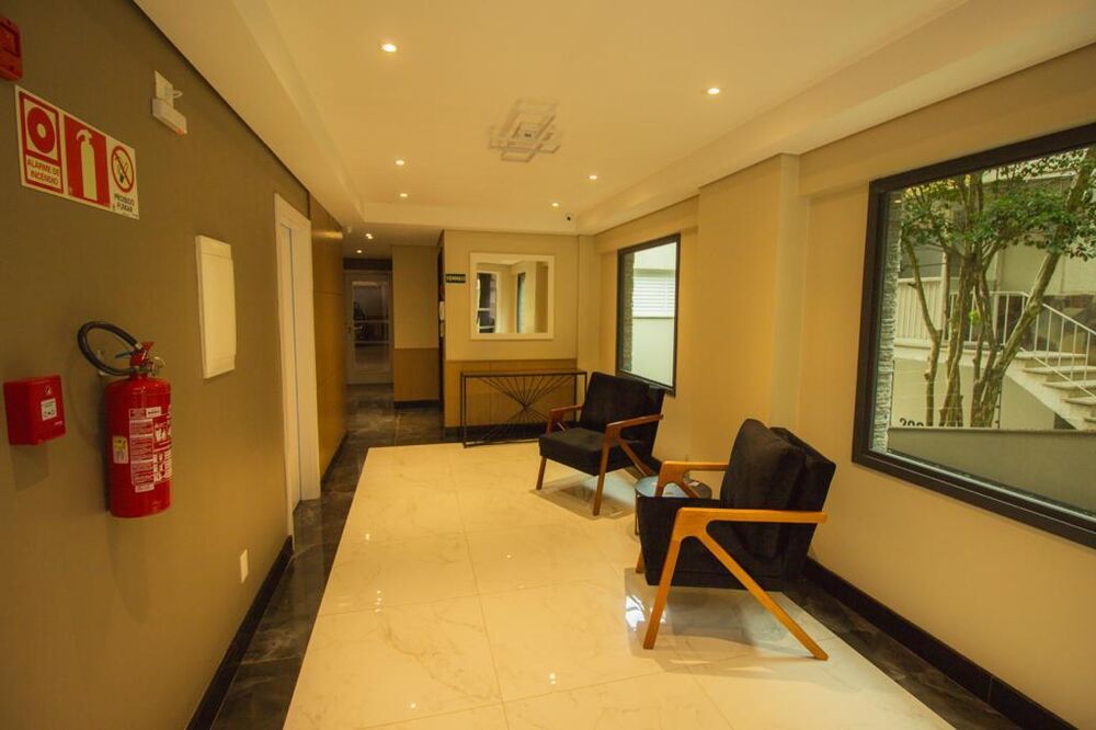 Apartamento à venda com 2 quartos, 63m² - Foto 3