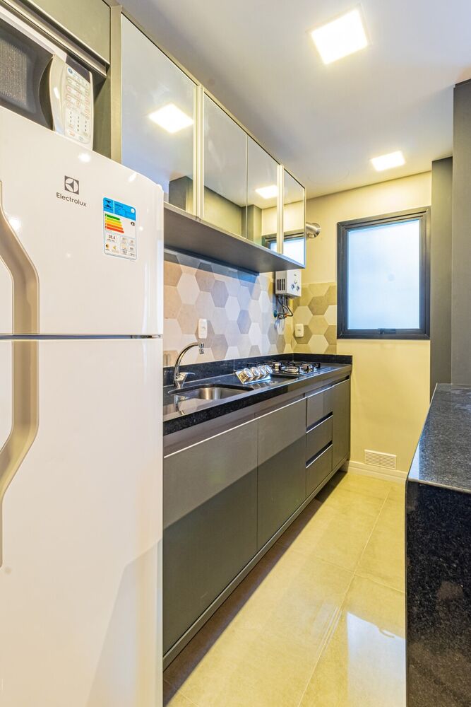Apartamento à venda com 1 quarto, 57m² - Foto 2