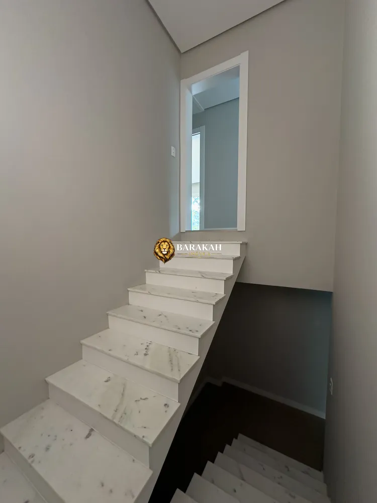 Casa, 3 quartos, 318 m² - Foto 3