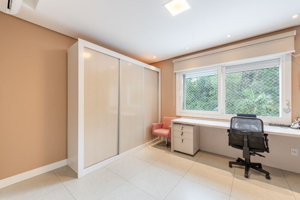 Casa de Condomínio à venda com 3 quartos, 320m² - Foto 5
