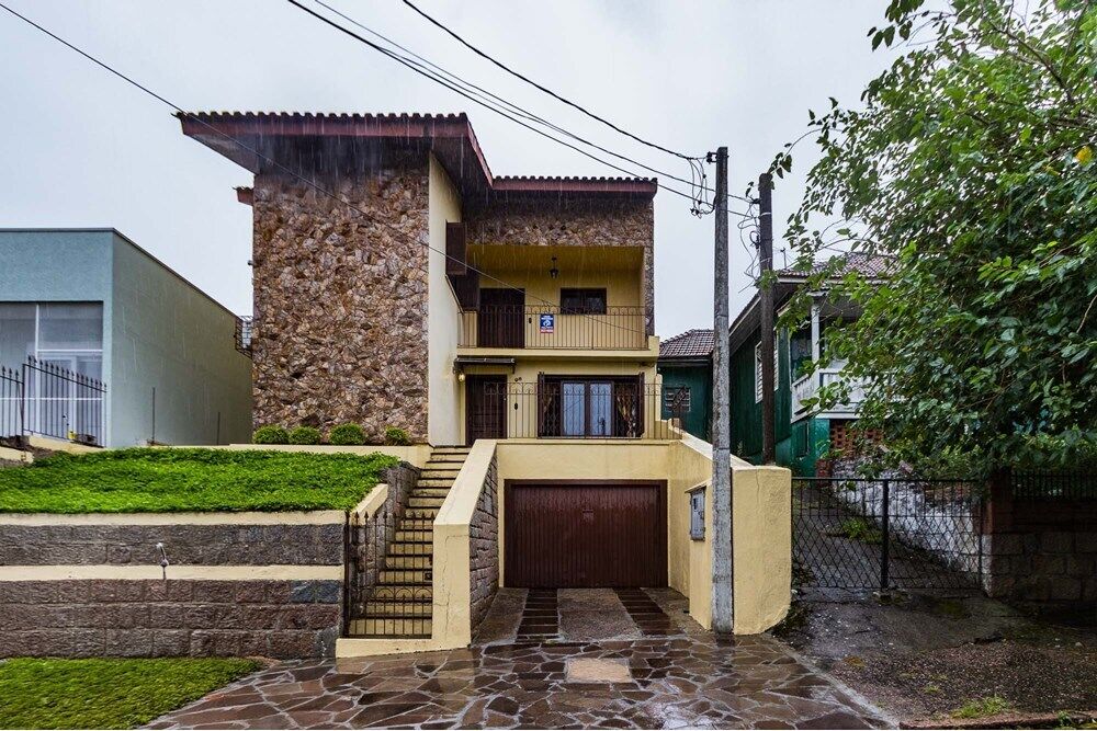 Casa, 3 quartos, 329 m² - Foto 1