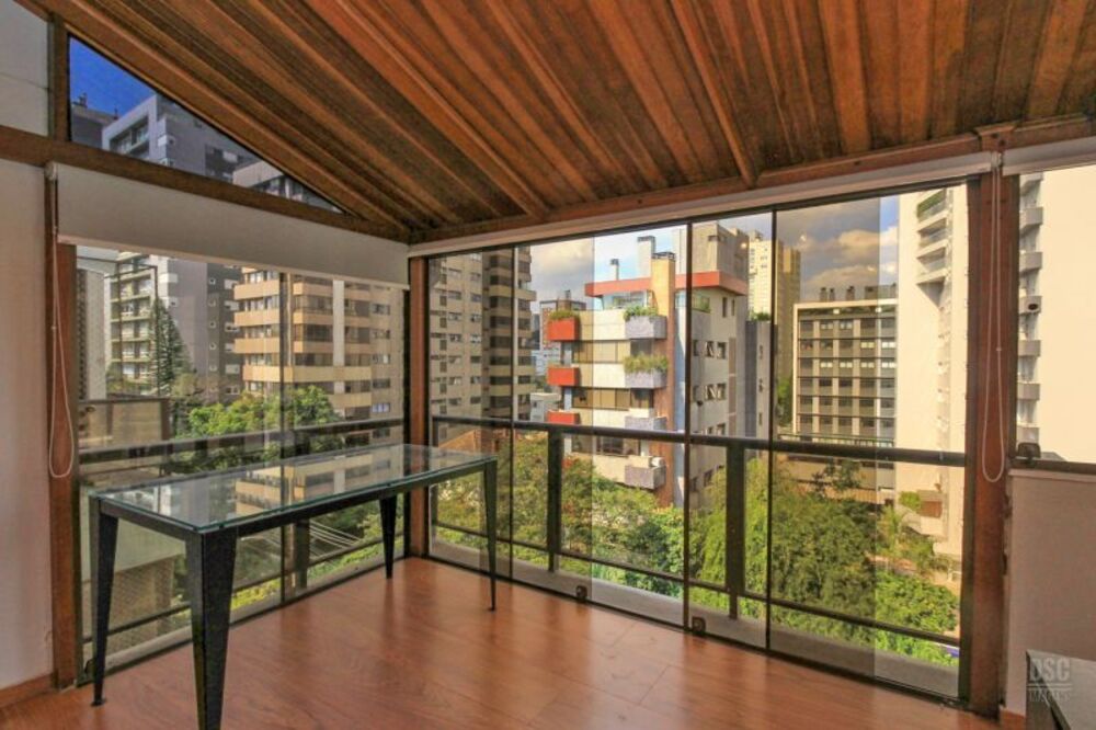Cobertura à venda com 3 quartos, 200m² - Foto 2