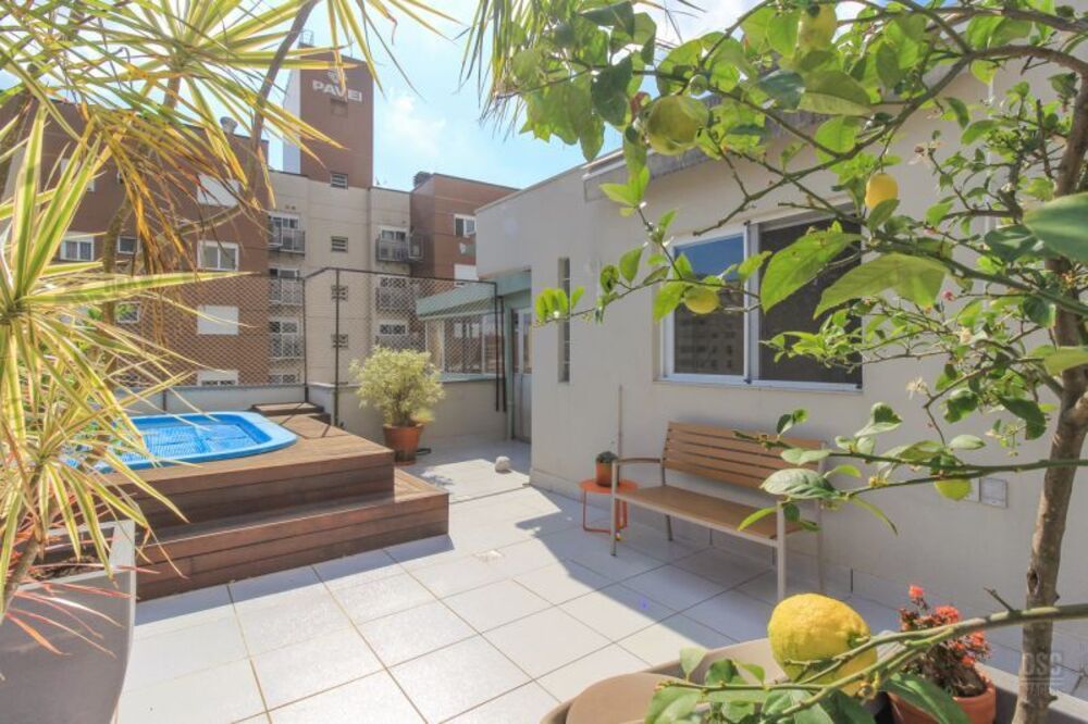 Cobertura à venda com 3 quartos, 200m² - Foto 1