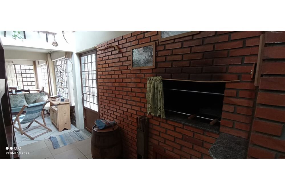 Casa à venda com 2 quartos, 210m² - Foto 7