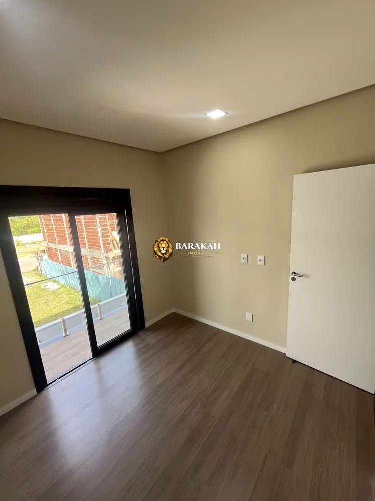 Casa, 3 quartos, 126 m² - Foto 1