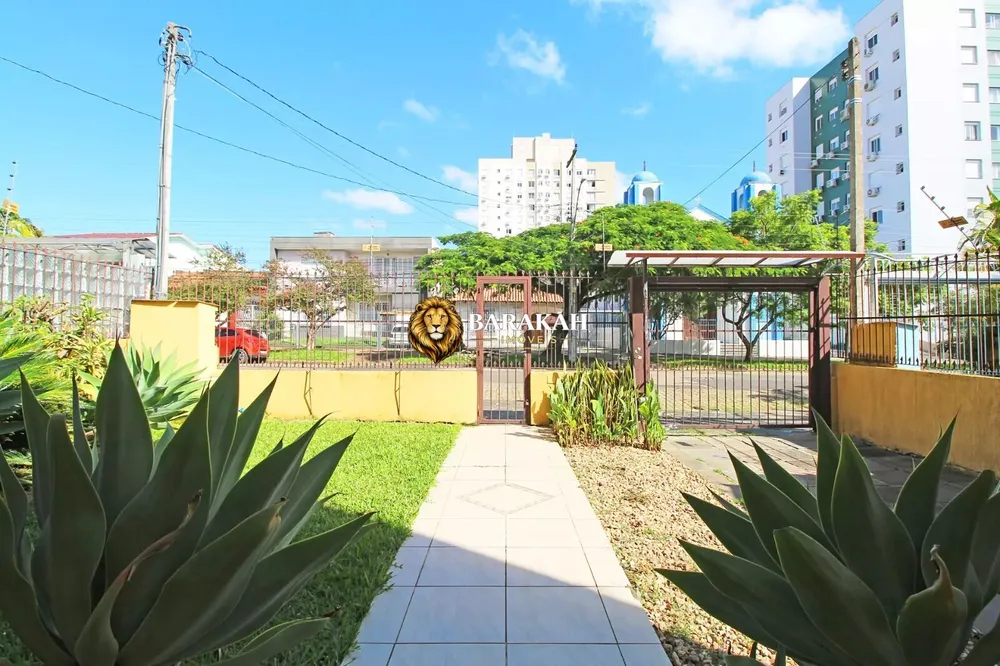 Sobrado, 3 quartos, 320 m² - Foto 1