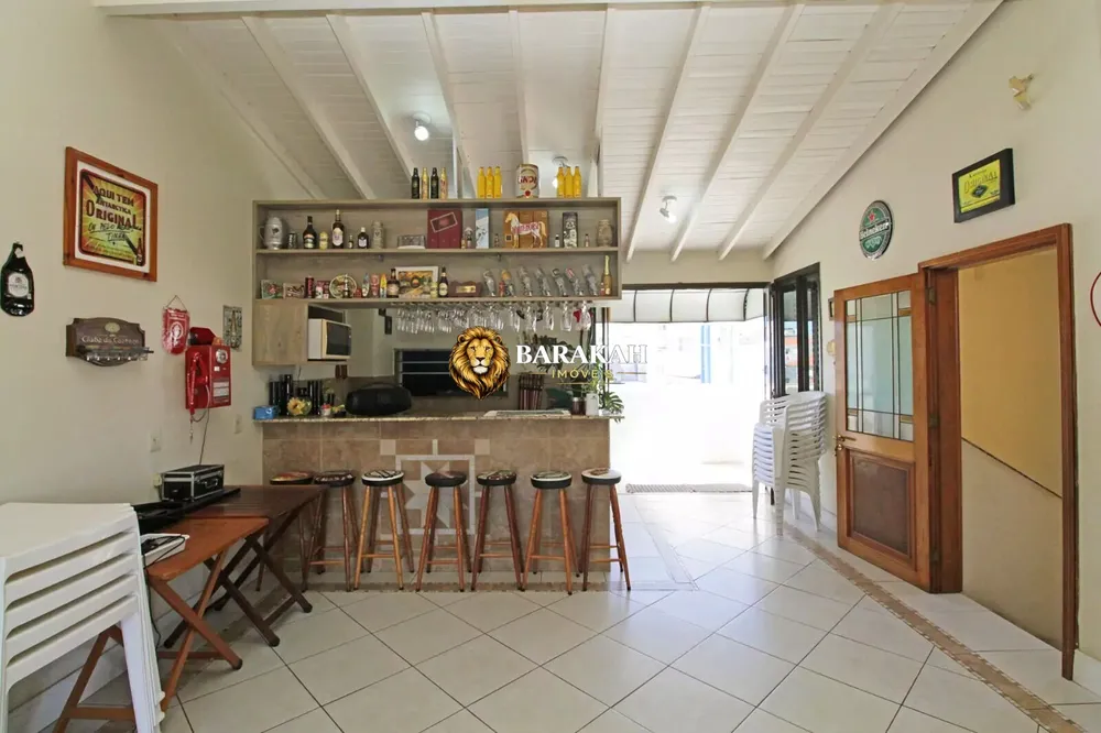 Sobrado, 3 quartos, 320 m² - Foto 2
