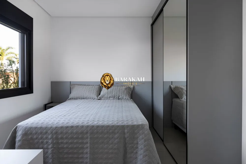 Casa, 3 quartos, 218 m² - Foto 1