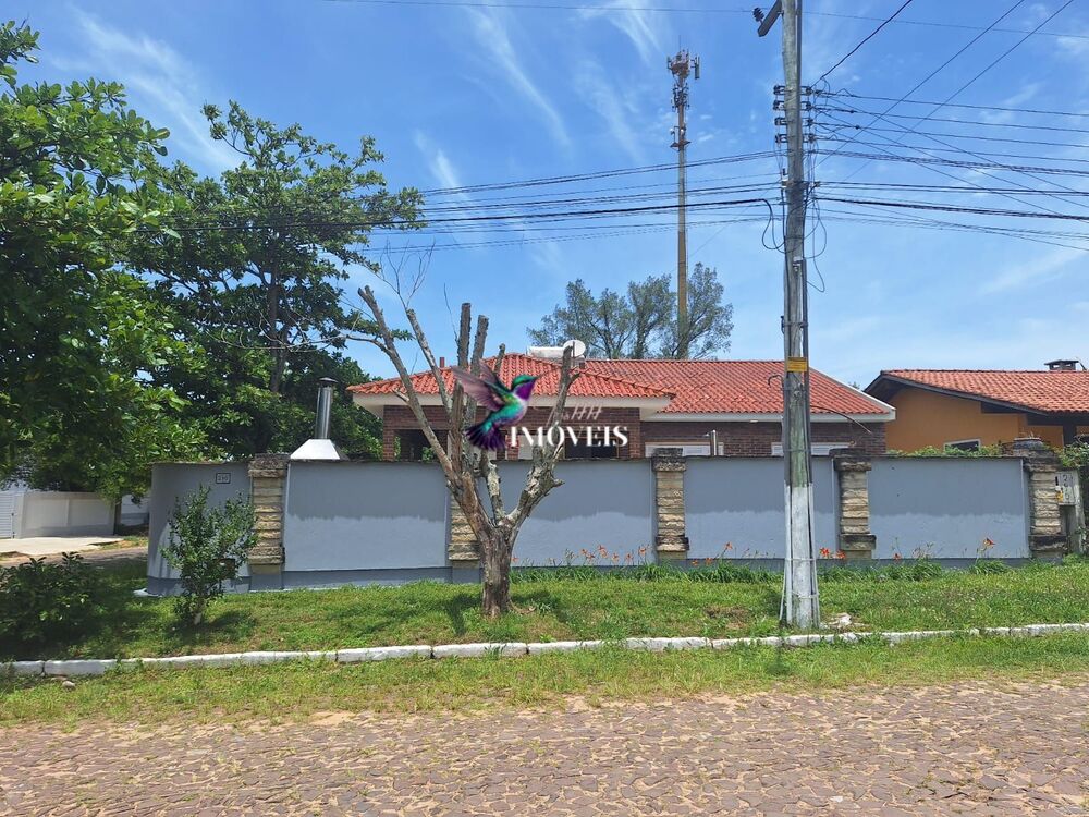 Casa à venda com 3 quartos, 126m² - Foto 2