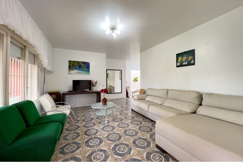 Casa à venda com 3 quartos, 268m² - Foto 3