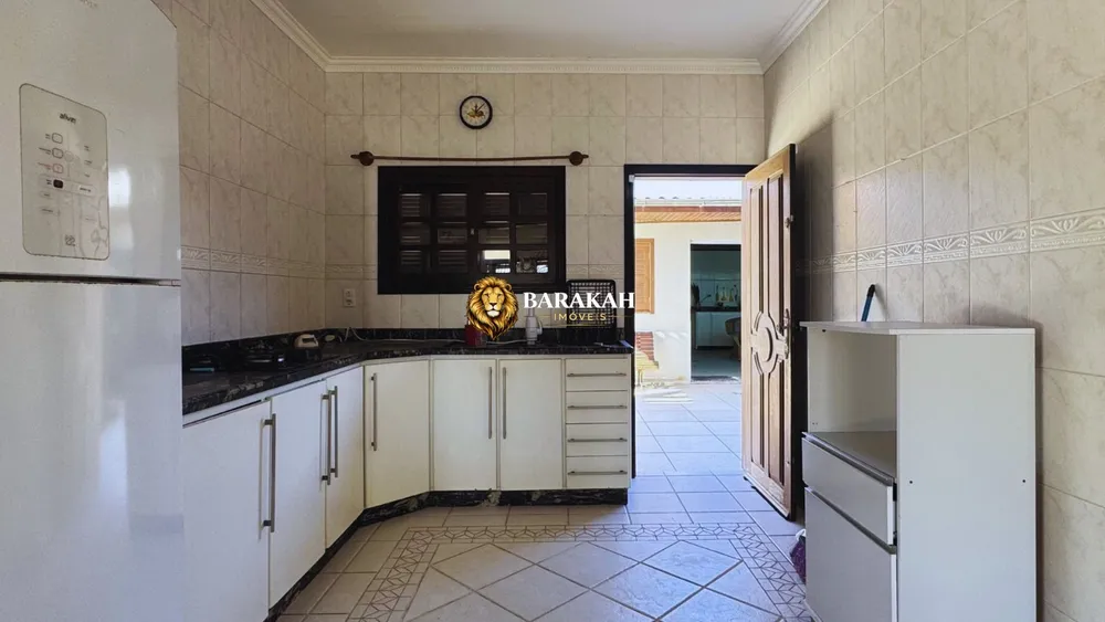 Casa, 4 quartos, 277 m² - Foto 4